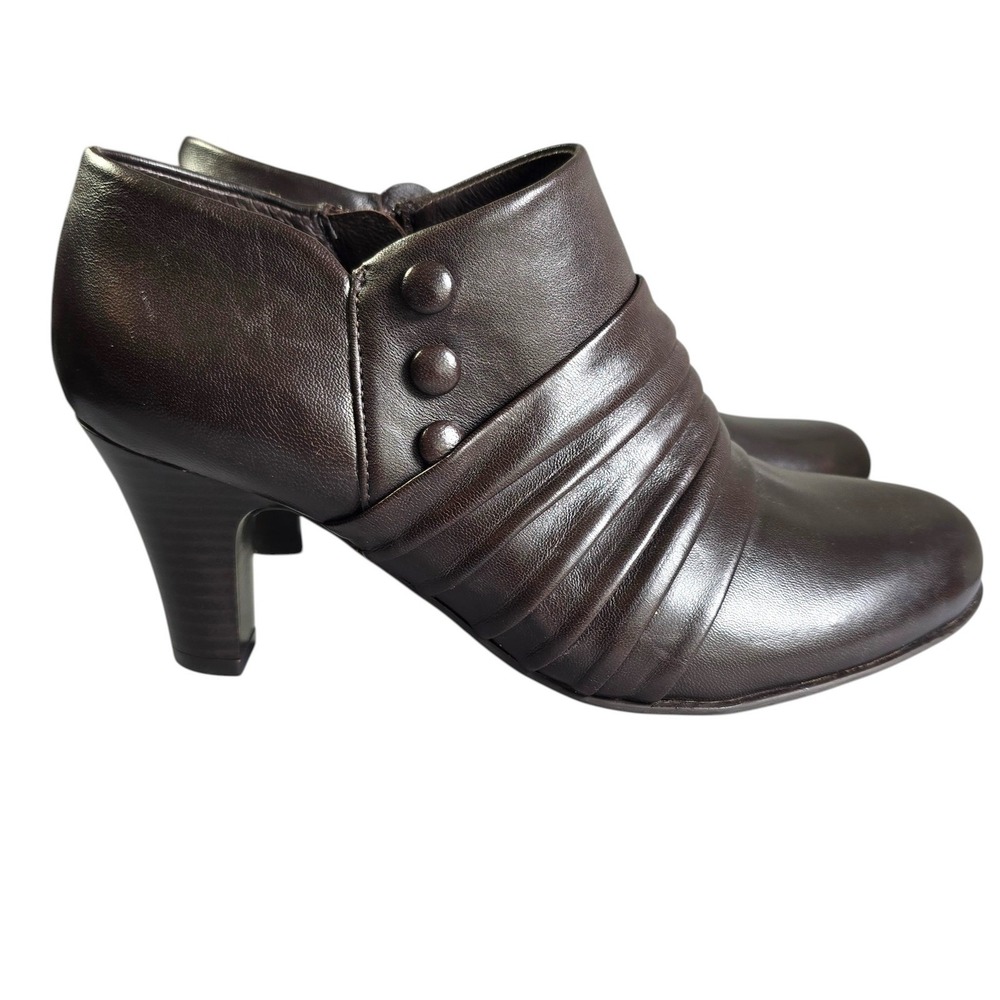 Nurture Vyctoria Dark Brown Leather Ruched Ankle Boots Womens 9.5M Zip 2.5" Heel